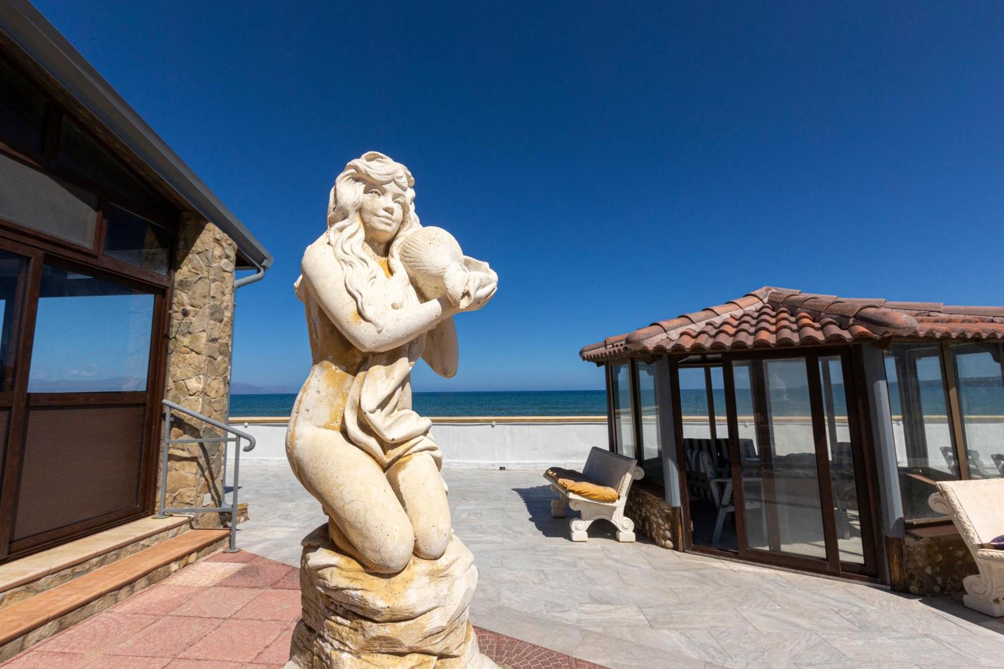 트라페토 Casa Vacanza Barbera - In Riva Al Mare 빌라 외부 사진