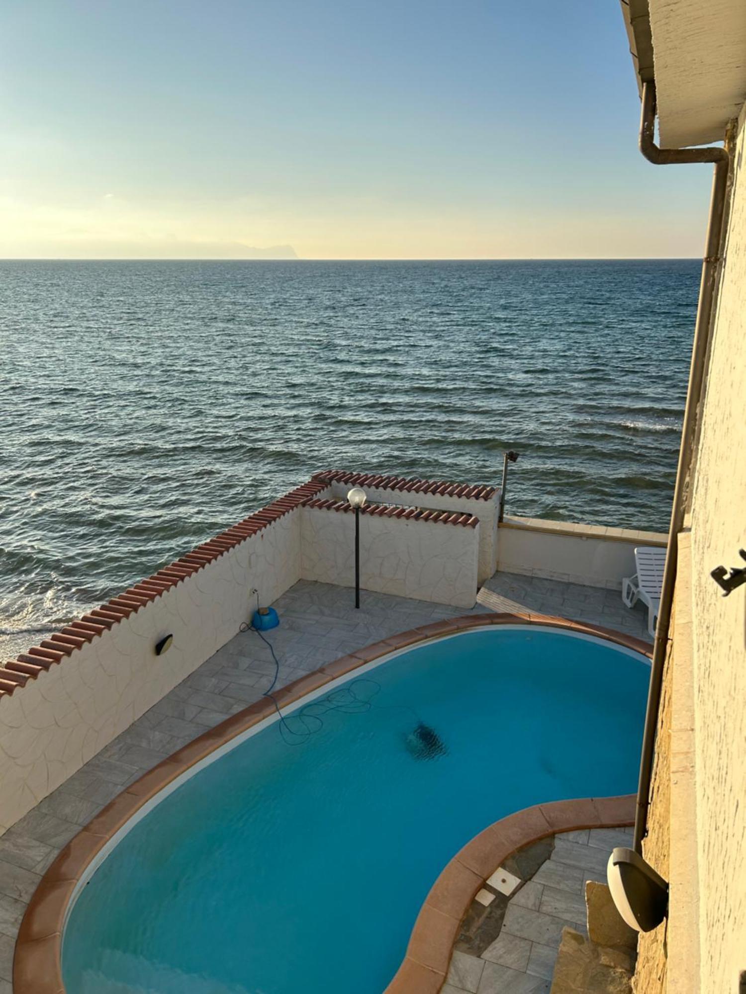 트라페토 Casa Vacanza Barbera - In Riva Al Mare 빌라 외부 사진